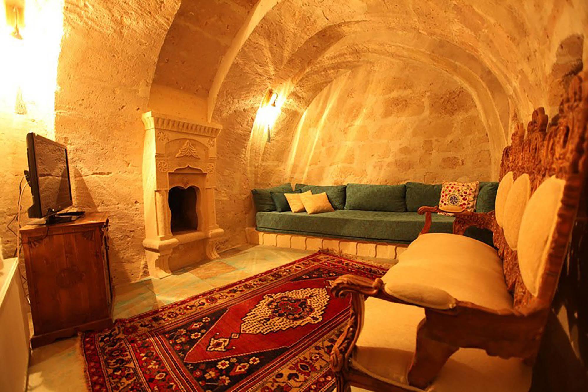 Blue Valley Cave Hotel Ürgüp Zewnętrze zdjęcie